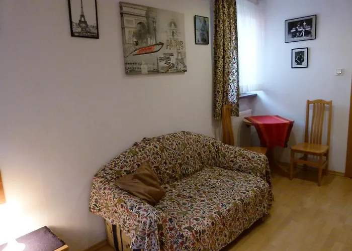 Krystyna Проживание в семье